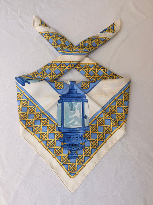 Foulard Hermès – Modèle Feux de Route
