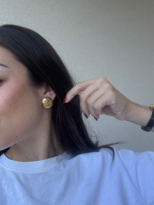 Boucles d’oreilles vintage Chanel - Rondes avec logo CC