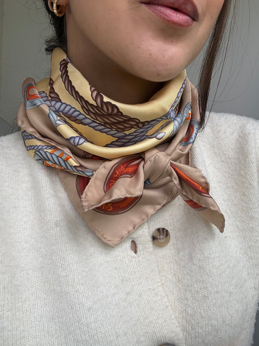 Céline Scarf – Ropes and Chains