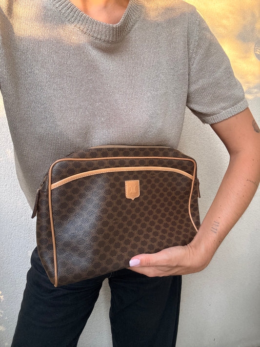 Pochette Céline vintage - Format trousse de toilette toile macadam