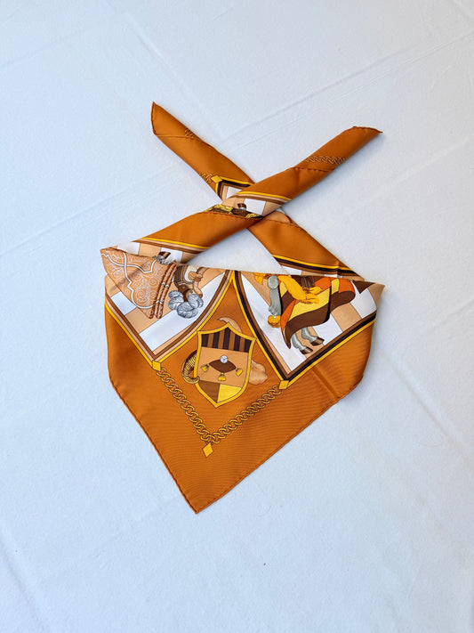 Foulard Hermès – Modèle Choc en plumes