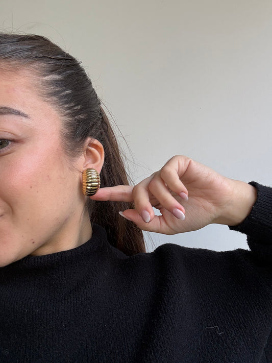 Boucles d’oreilles vintage - Créoles striées dorées