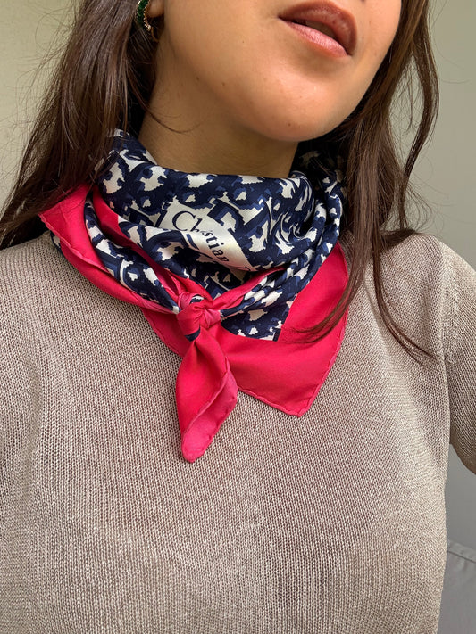Foulard Christian Dior – Modèle monogramme bleu et rose