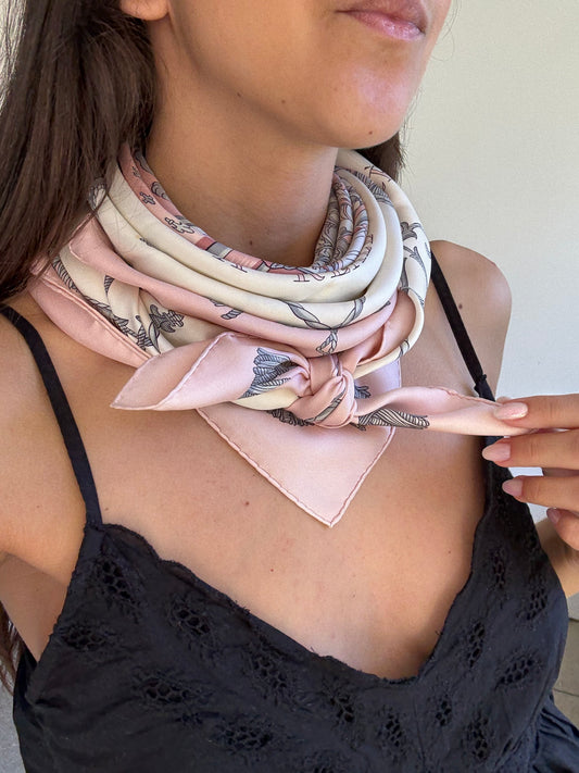 Foulard Hermès – Modèle Vue du Carrosse de la Galère La Réale