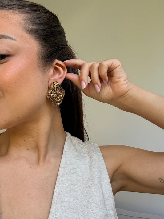 Boucles d’oreilles Guy Laroche vintage - Sculptées dorées