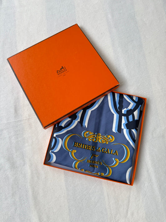 Foulard Hermès – modèle Bride de Gala Shadow