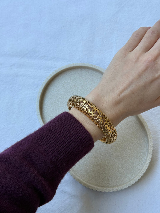 Vintage Chanel bracelet - CC lace bangle