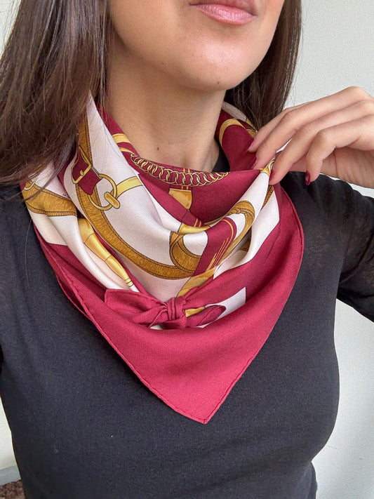 Foulard Hermès – Modèle Éperon d’Or