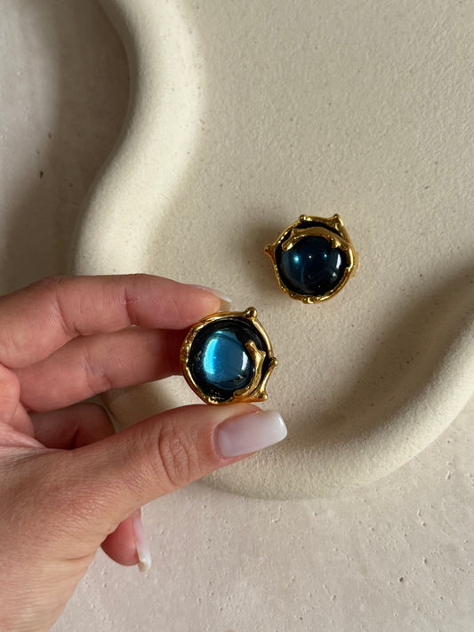 Boucles d’oreilles YSL vintage - Cabochons bleus résine