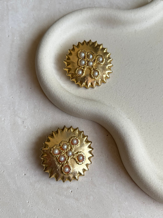 Boucles d’oreilles vintage soleils XL avec perles fantaisies