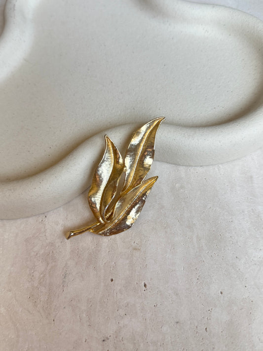 Broche feuilles dorées vintage