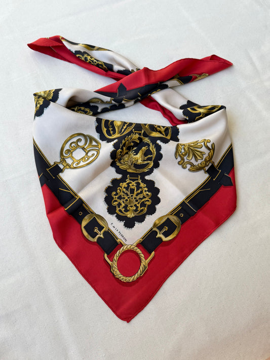 Foulard Hermès – Modèle Cuivreries