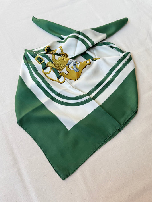 Foulard Hermès – Modèle Brides de Gala