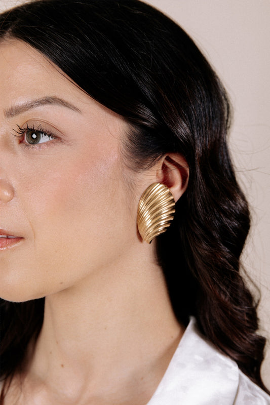 Boucles d’oreilles Christian Dior vintage - Coquillages dorés