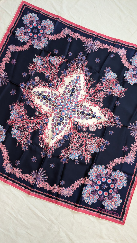 Foulard Louis Vuitton – Motifs marins