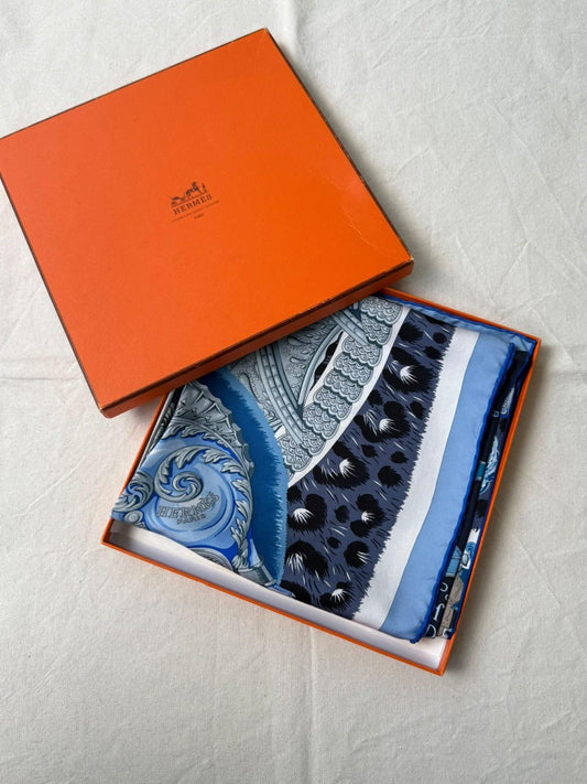 Foulard Hermès – modèle Plumets du Roy édition limitée