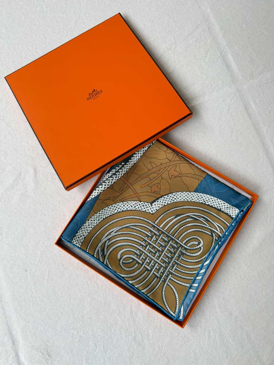 Hermès double-sided scarf – Brandebourgs Fleuris design