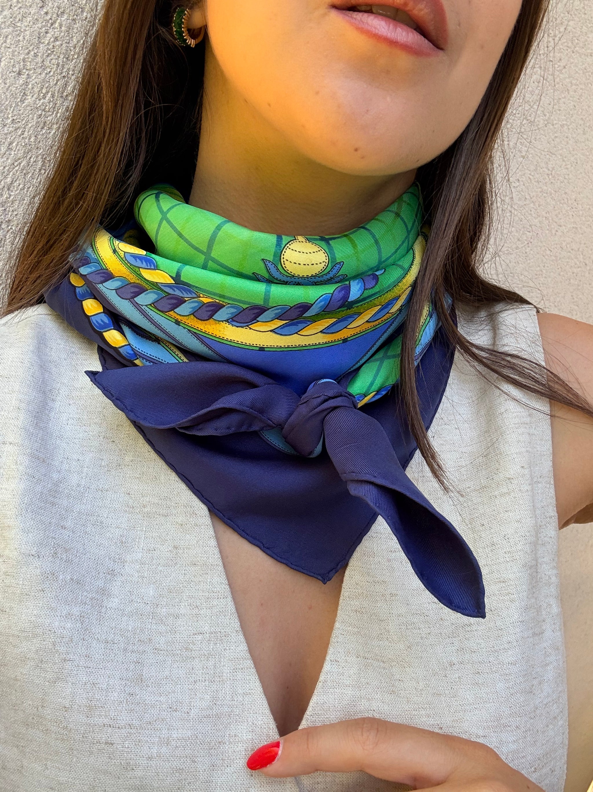 Foulard Hermès – Modèle Grande Tenue