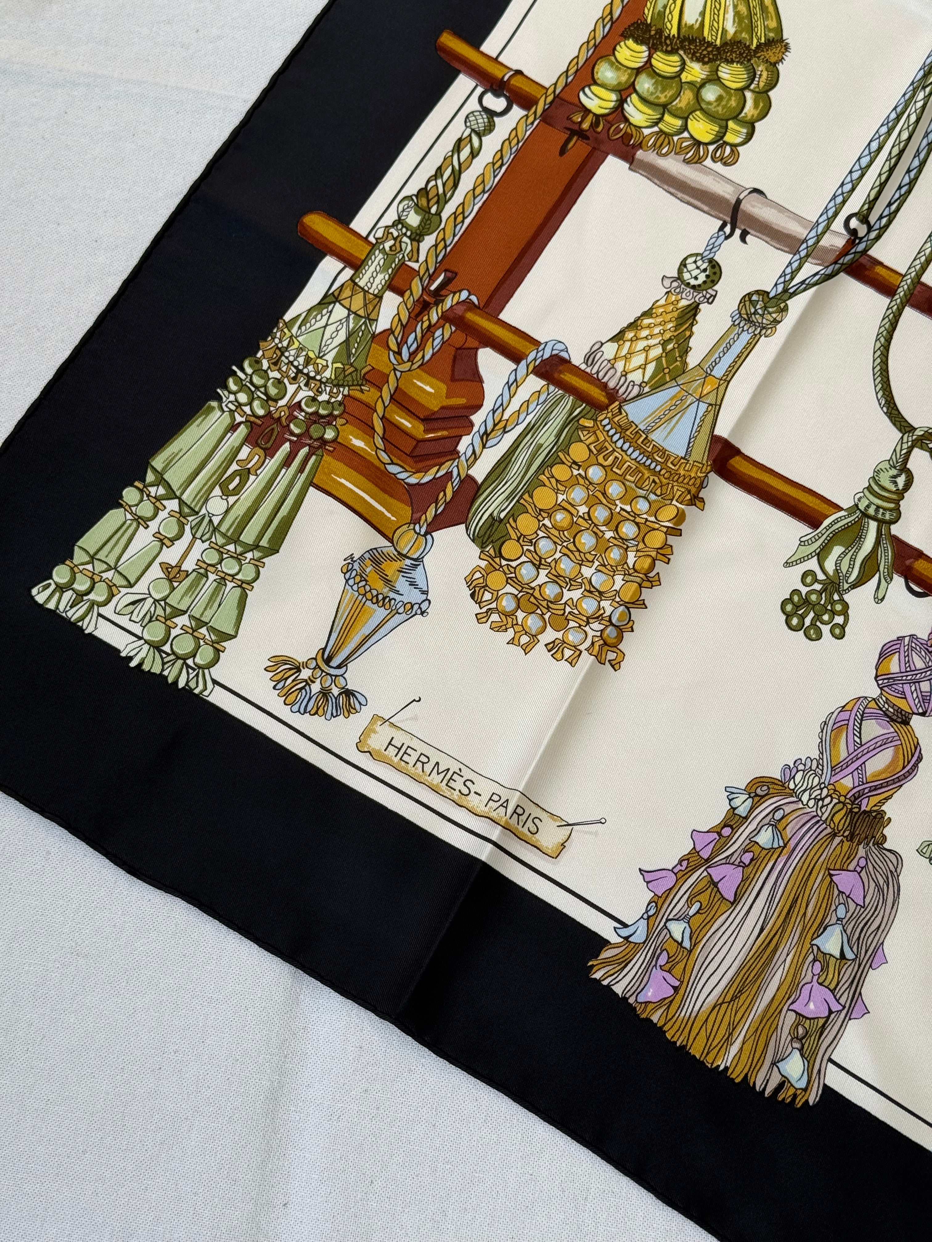 Foulard Hermès – Modèle Passementerie