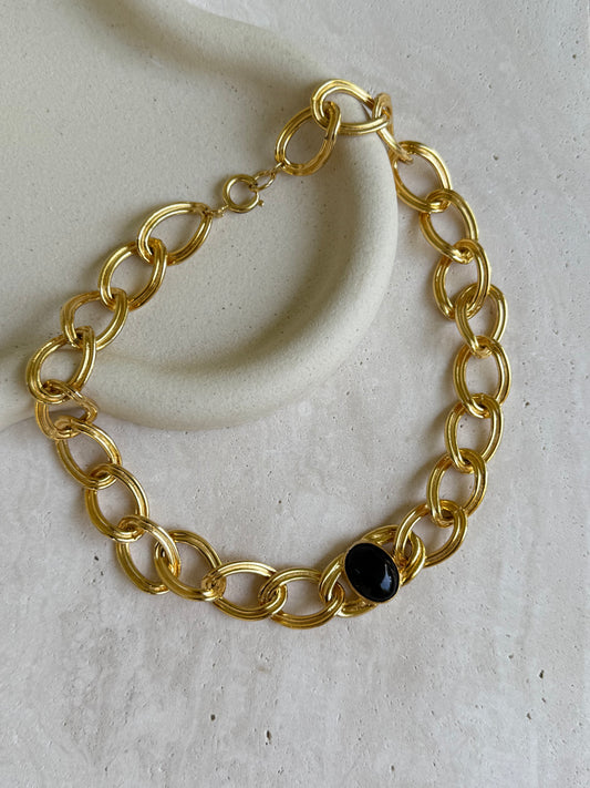 Collier doré vintage - Maillons ovales et cabochon noir