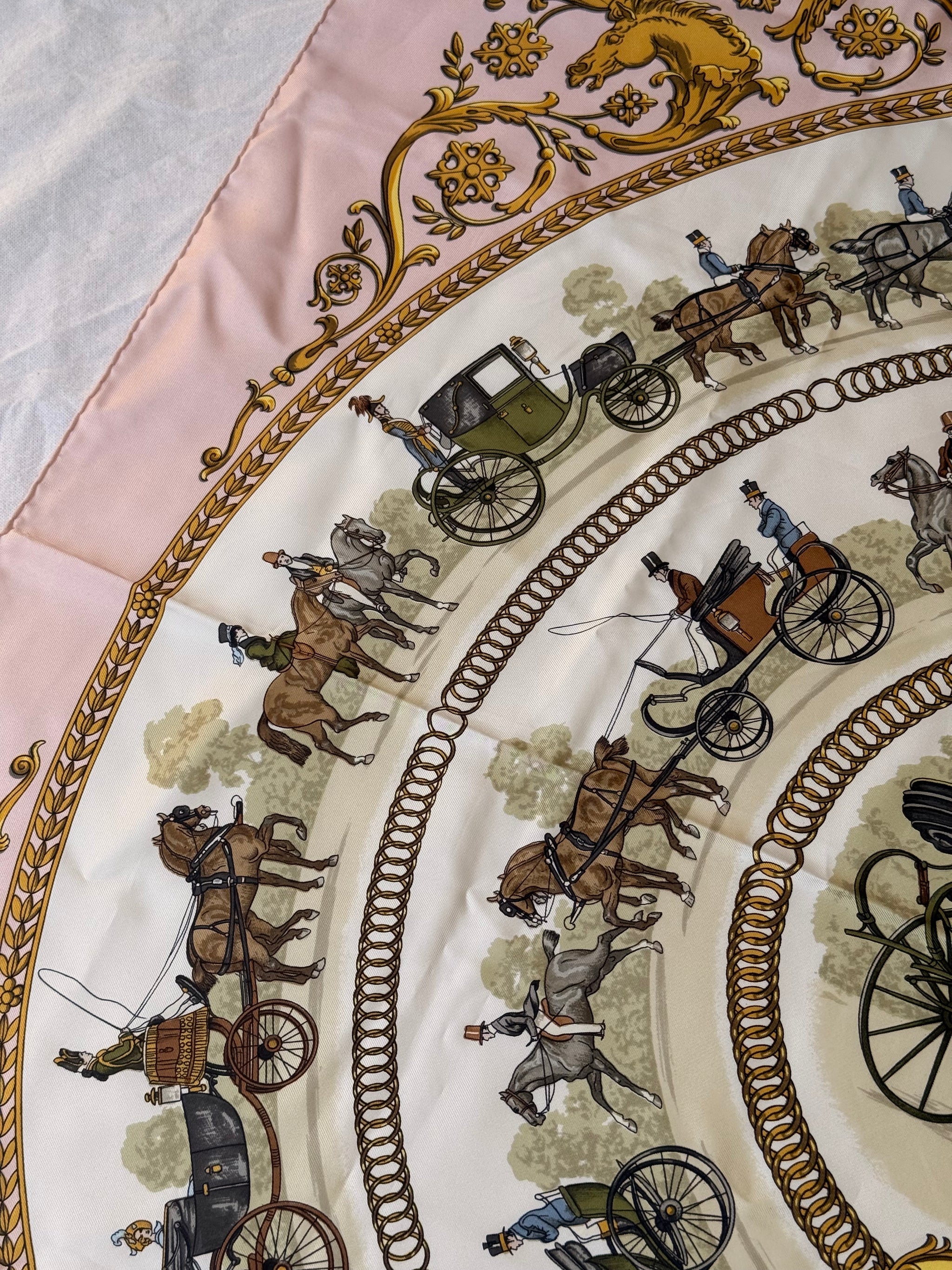 Foulard Hermès – Modèle Promenade de Longchamps