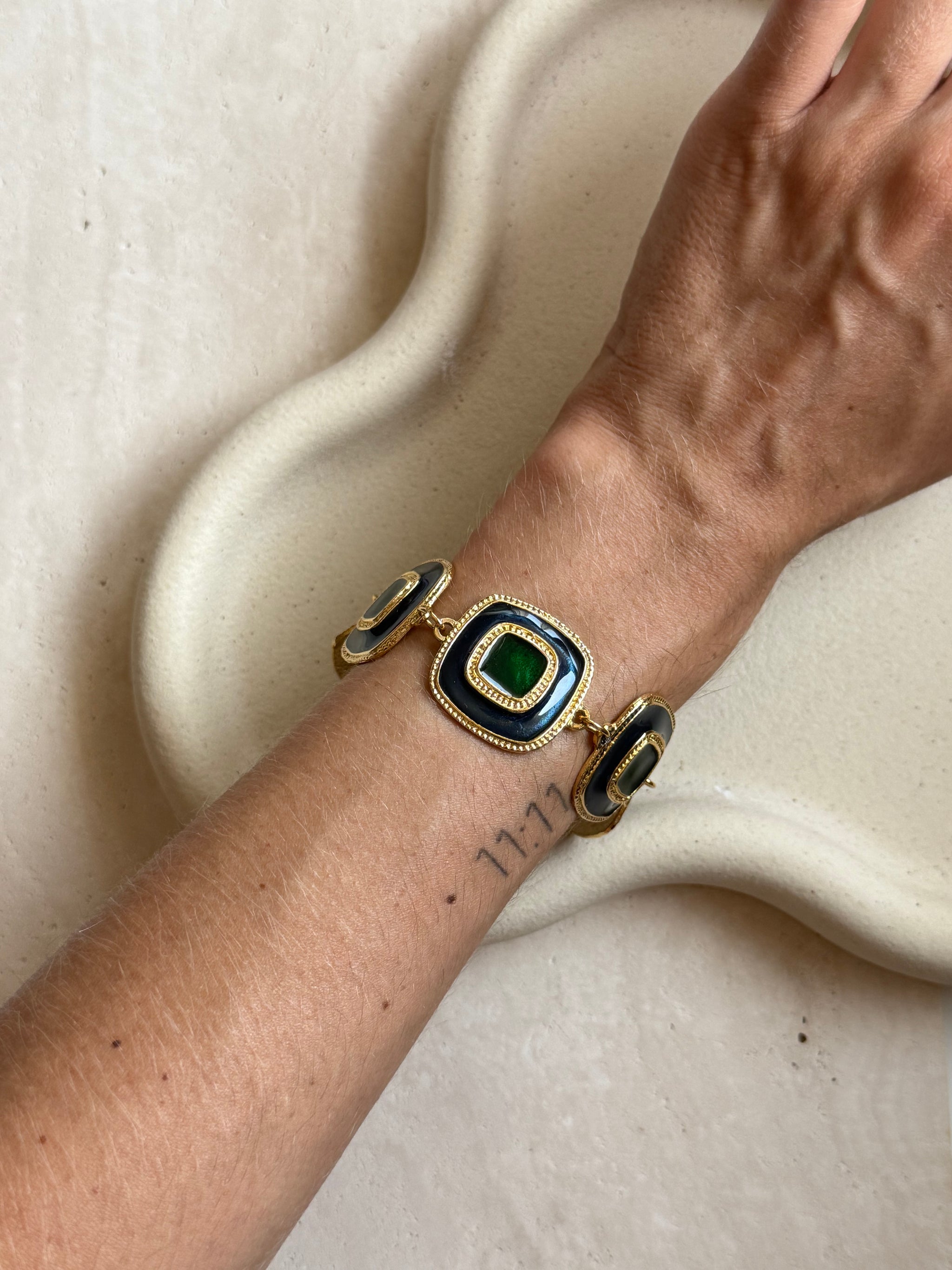 Bracelet vintage émaillé bleu nuit et vert émeraude