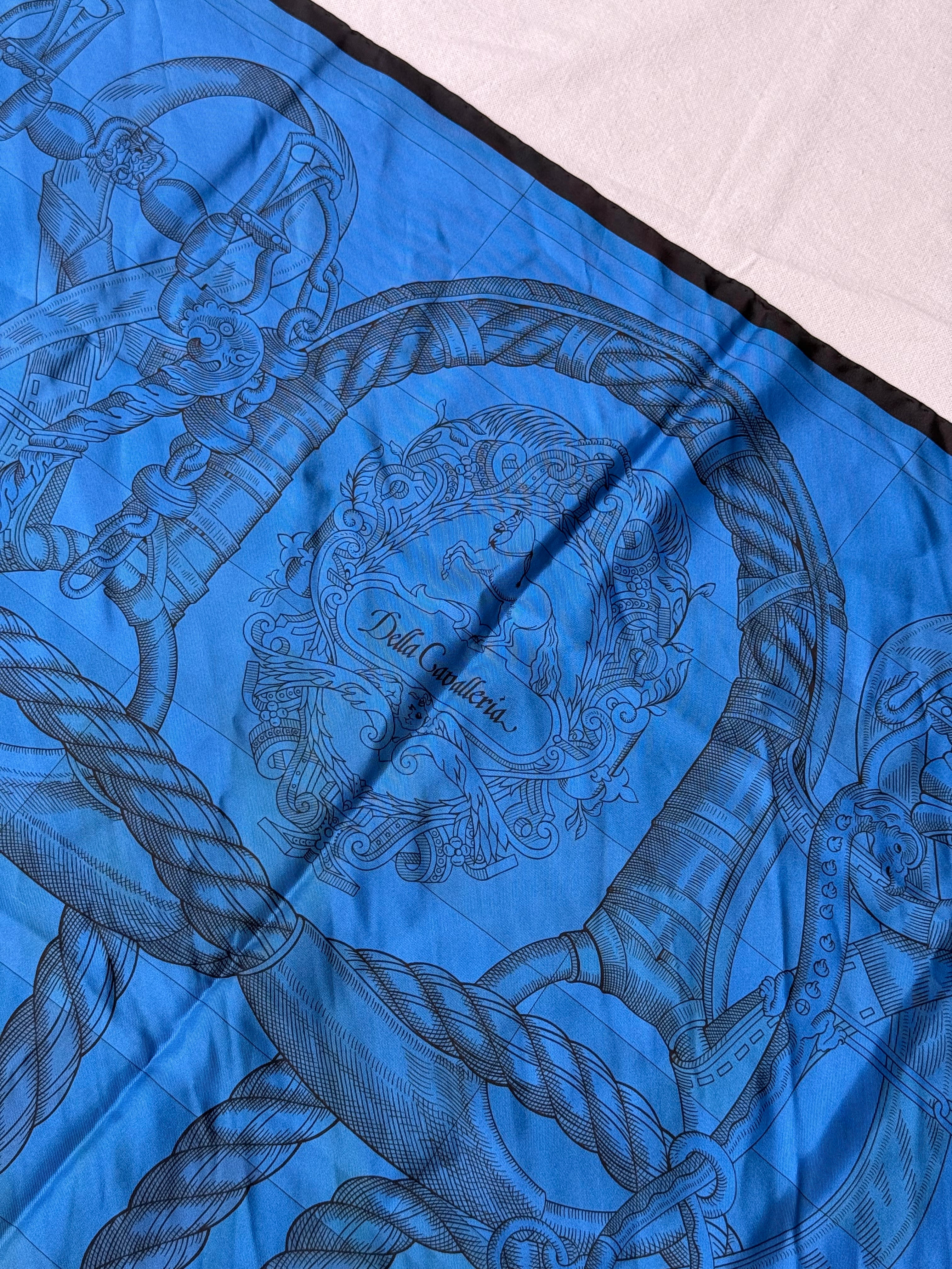 Foulard Hermès double face – Modèle Della cavalleria