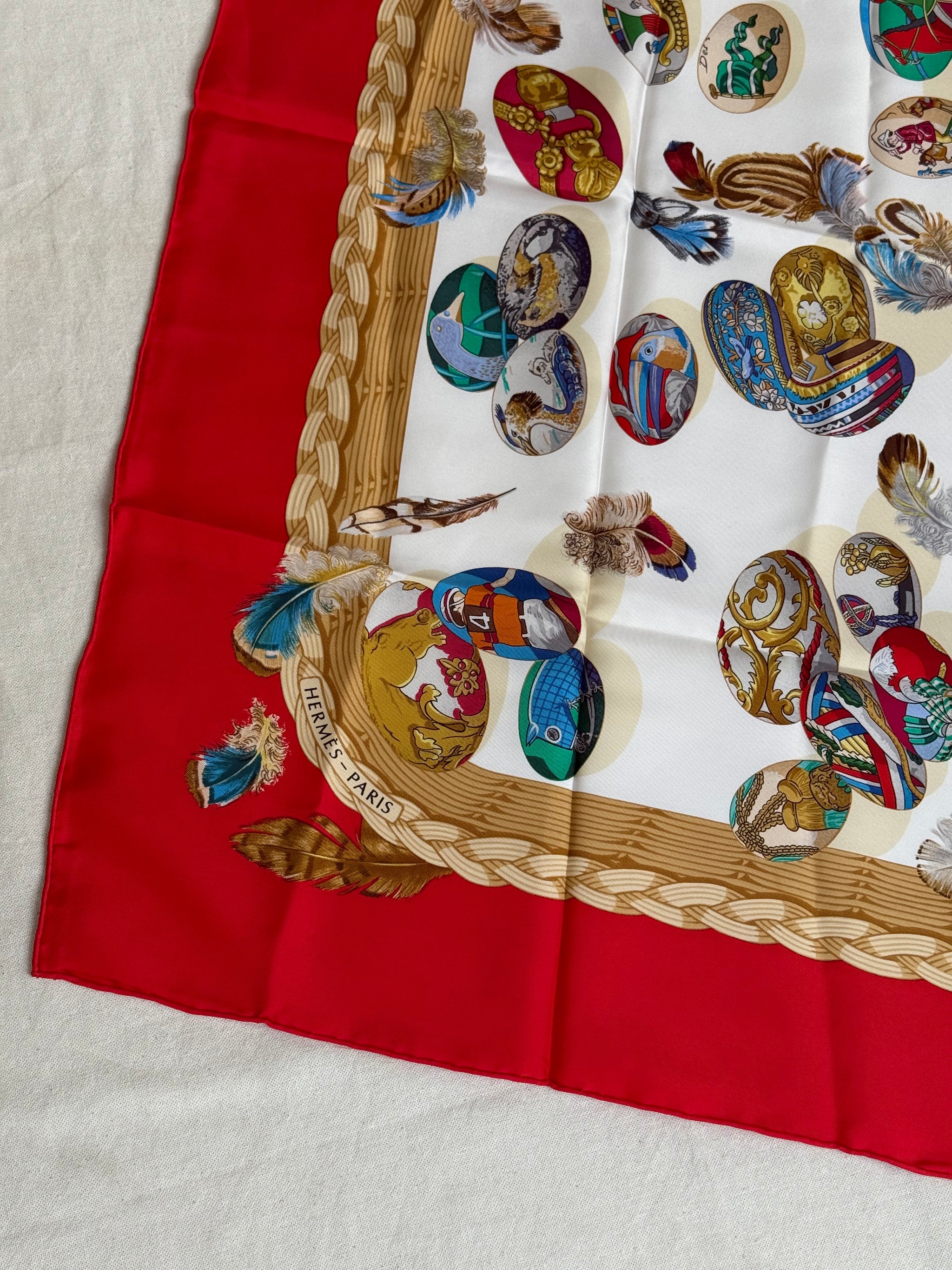 Foulard Hermès – Modèle Couvée d'Hermès