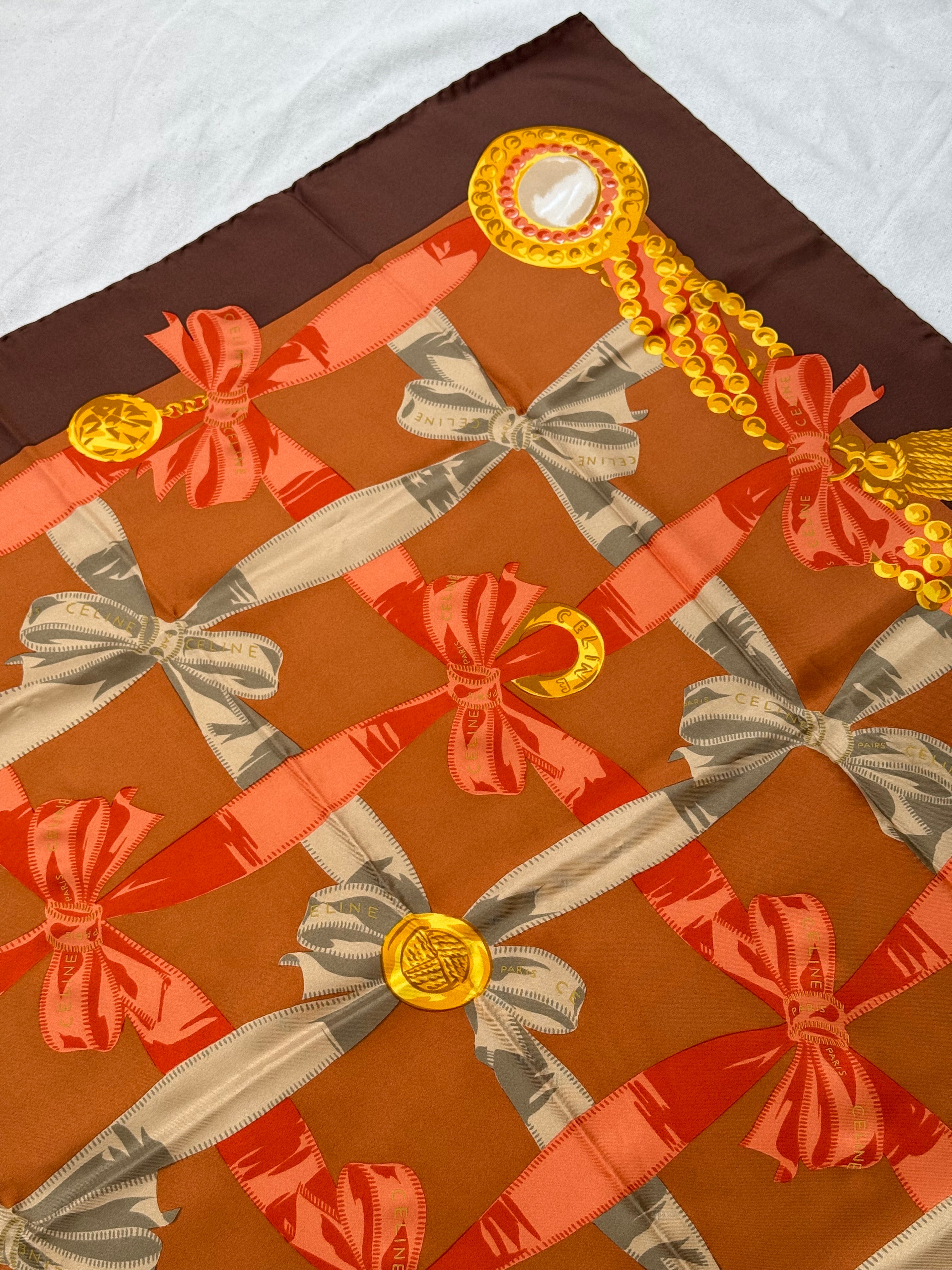 Celine Scarf – Knot Patterns
