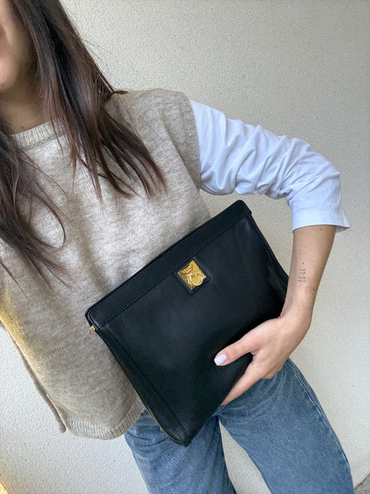 Pochette Céline vintage - Cuir noir et détails dorés