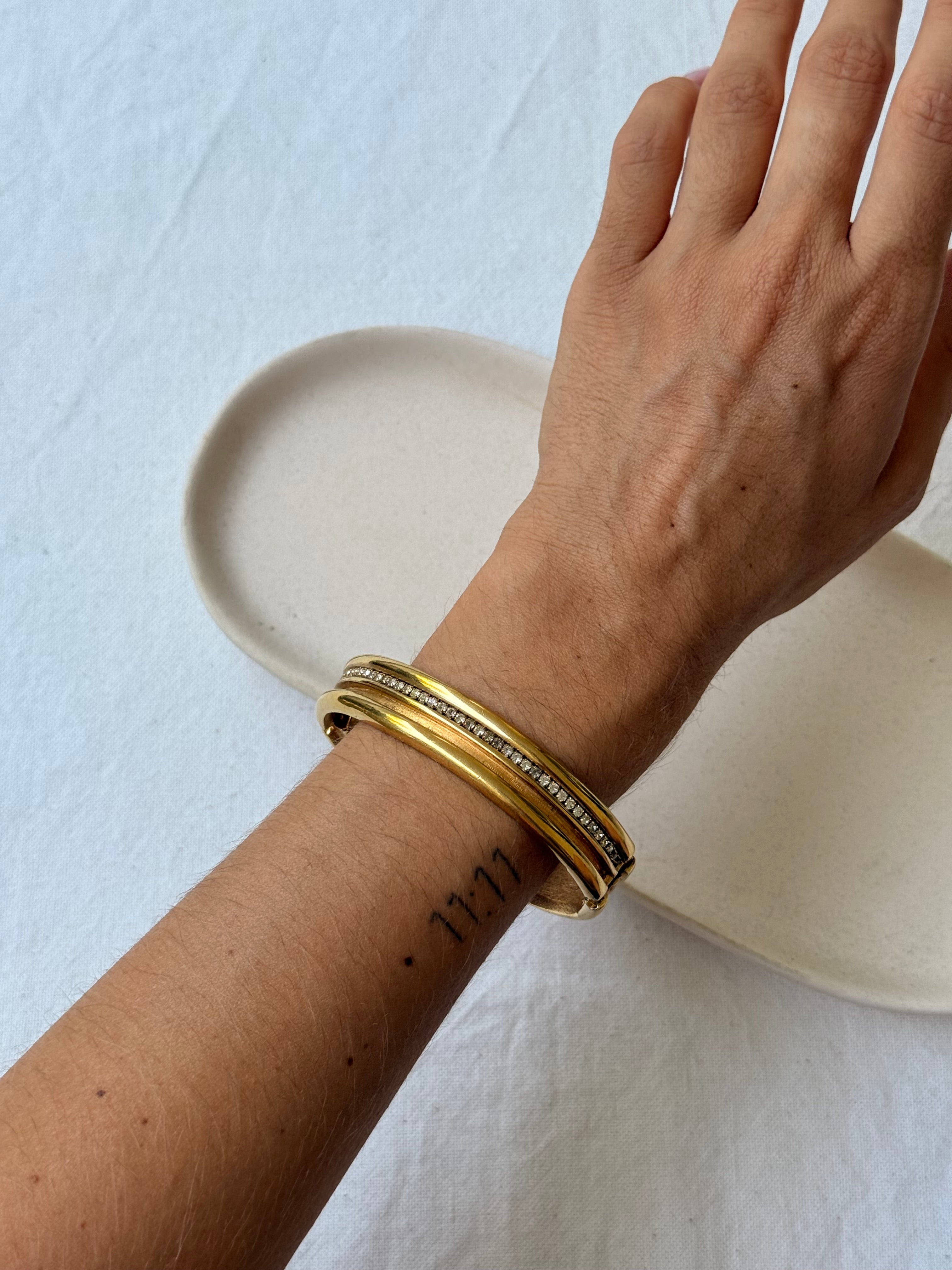 Bracelet Lanvin vintage - Jonc doré et strass