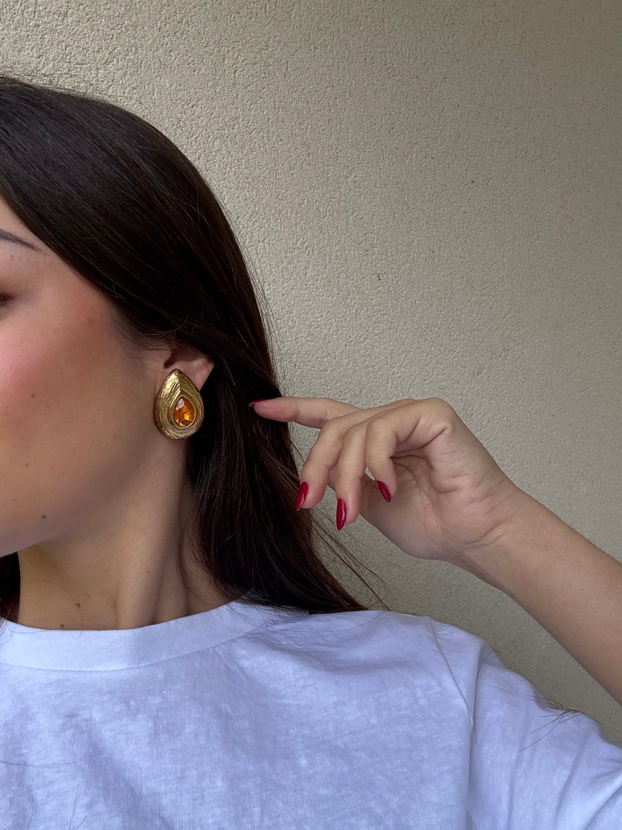 Boucles d’oreilles Vogue Bijoux vintage - Gouttes dorées et cabochons ambrés