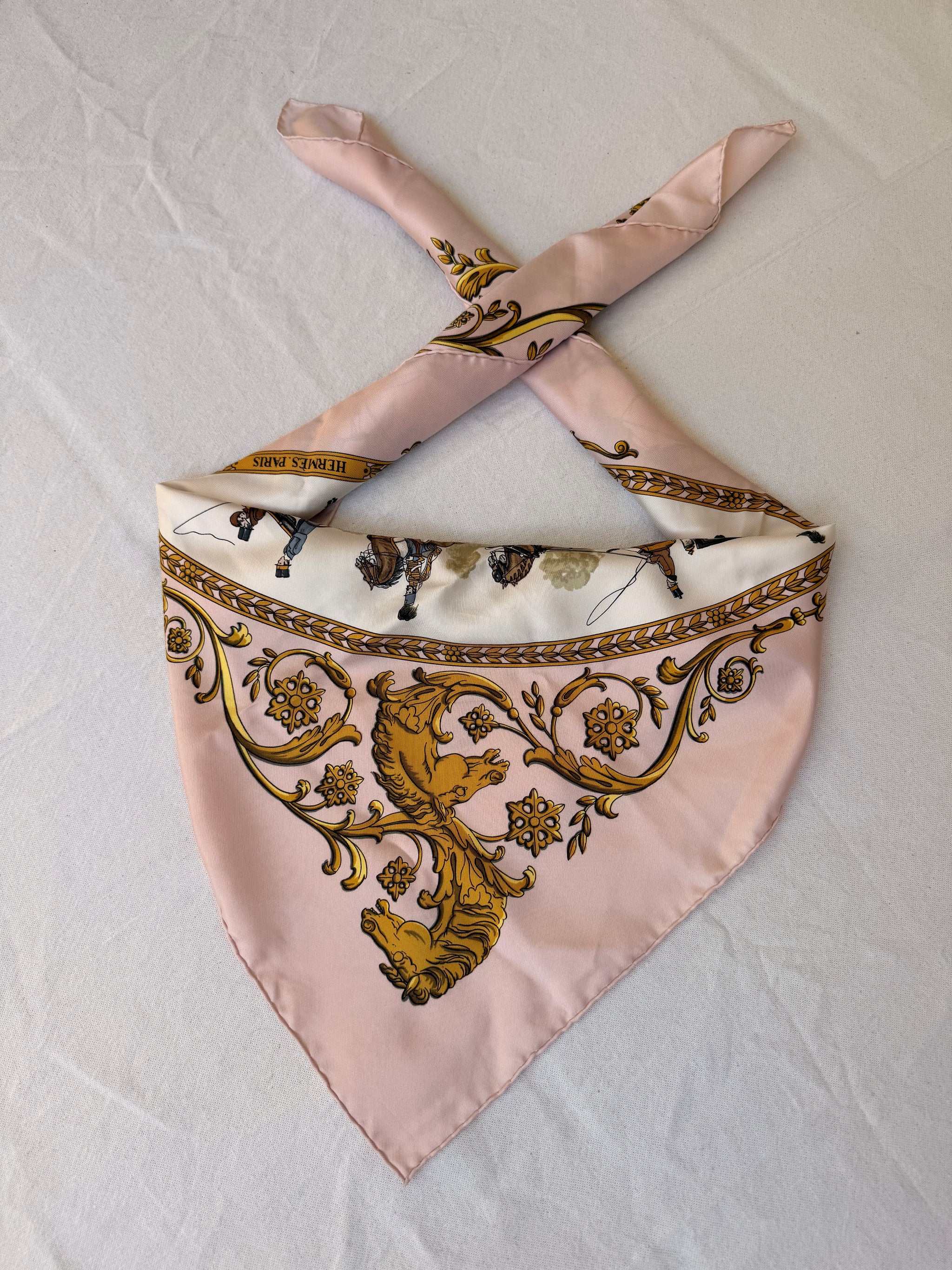 Foulard Hermès – Modèle Promenade de Longchamps