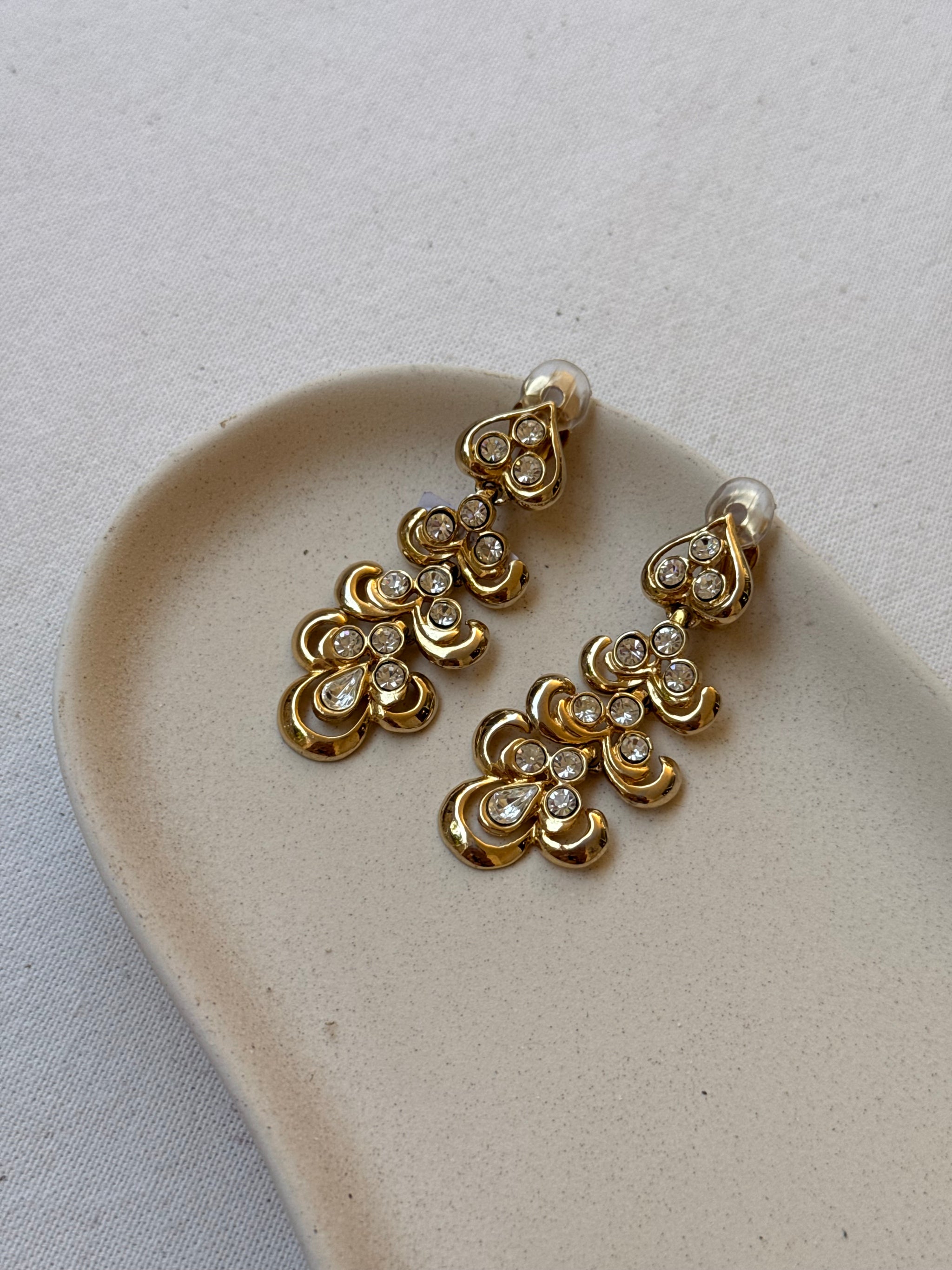 Boucles d’oreilles vintage - Pendantes ornées de strass