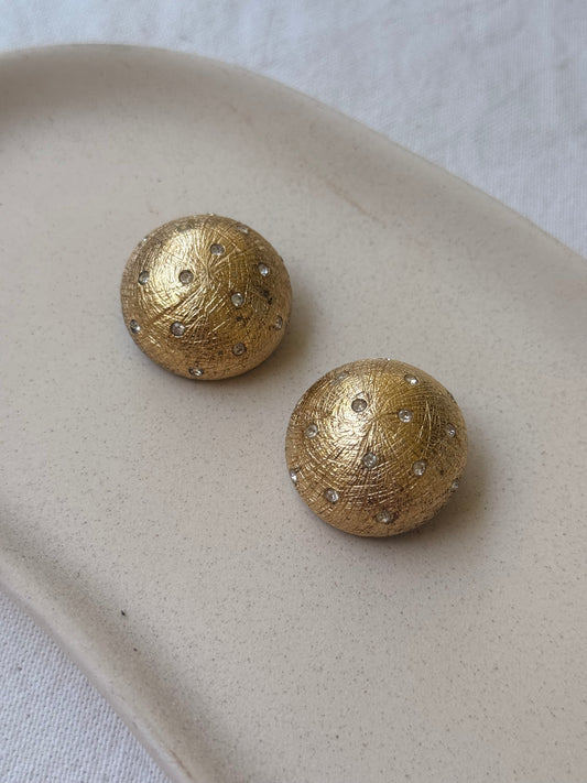 Boucles d’oreilles Christian Dior vintage - Rondes bombées ornées de strass