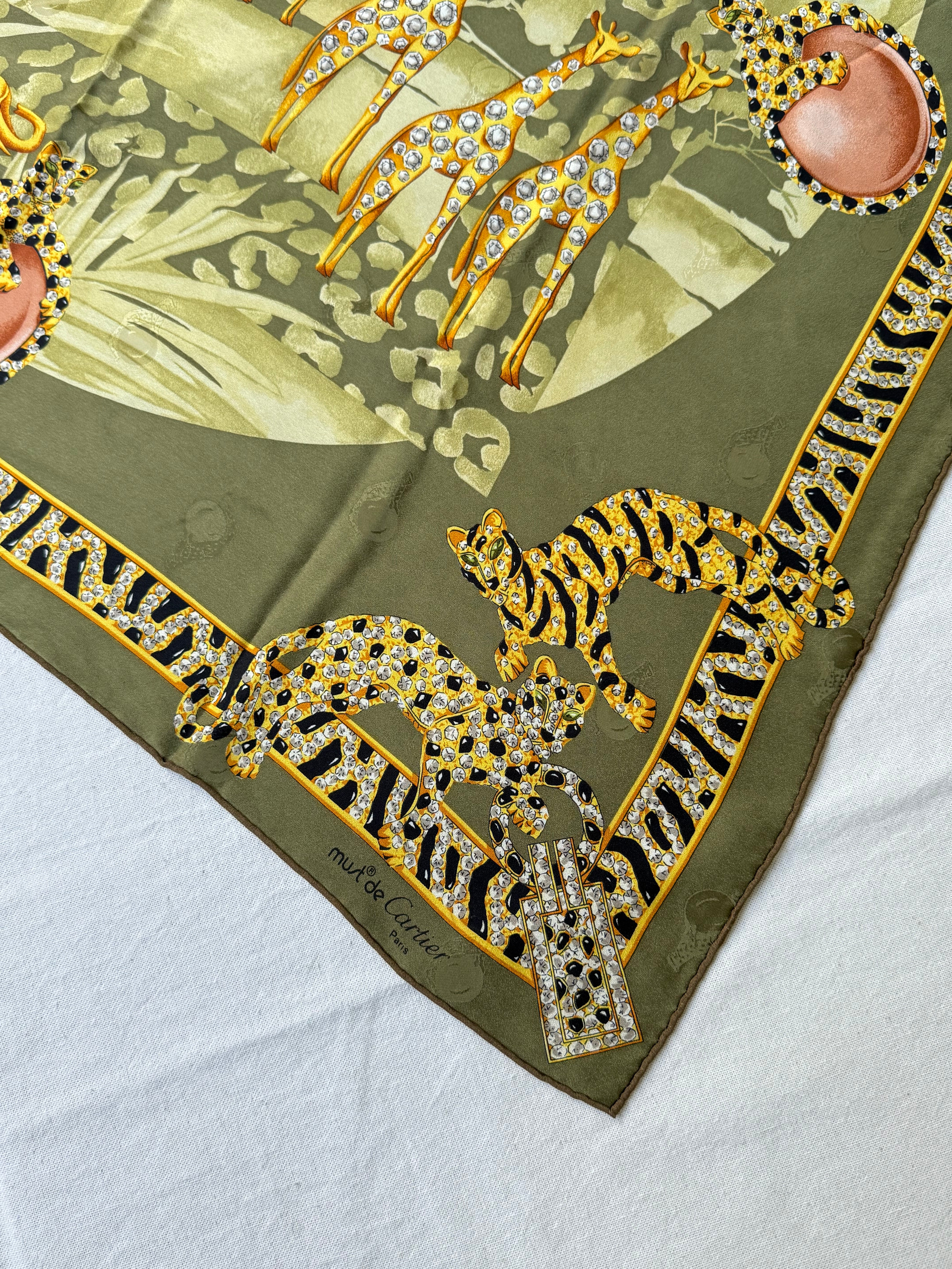Foulard Cartier – Motif savane kaki