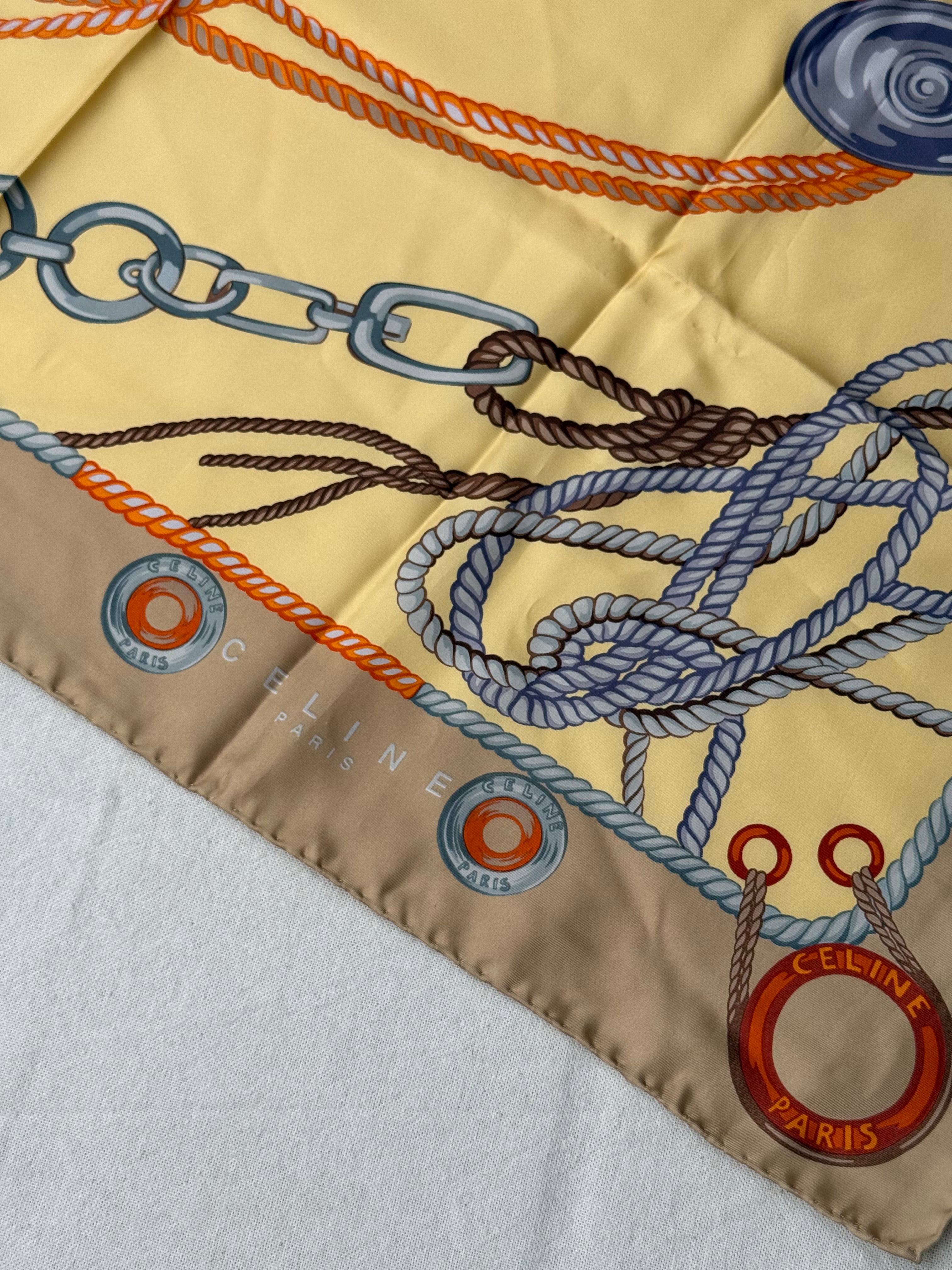 Céline Scarf – Ropes and Chains