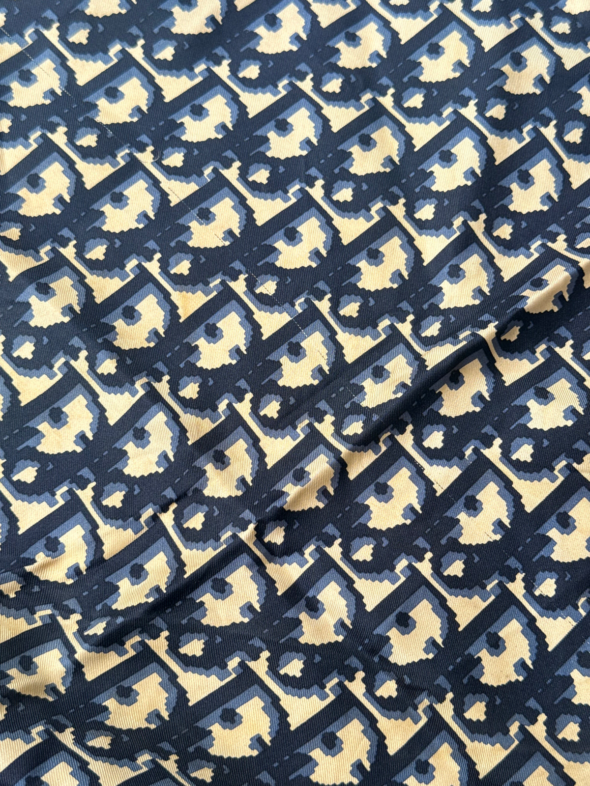 Foulard Christian Dior – Modèle monogramme bleu