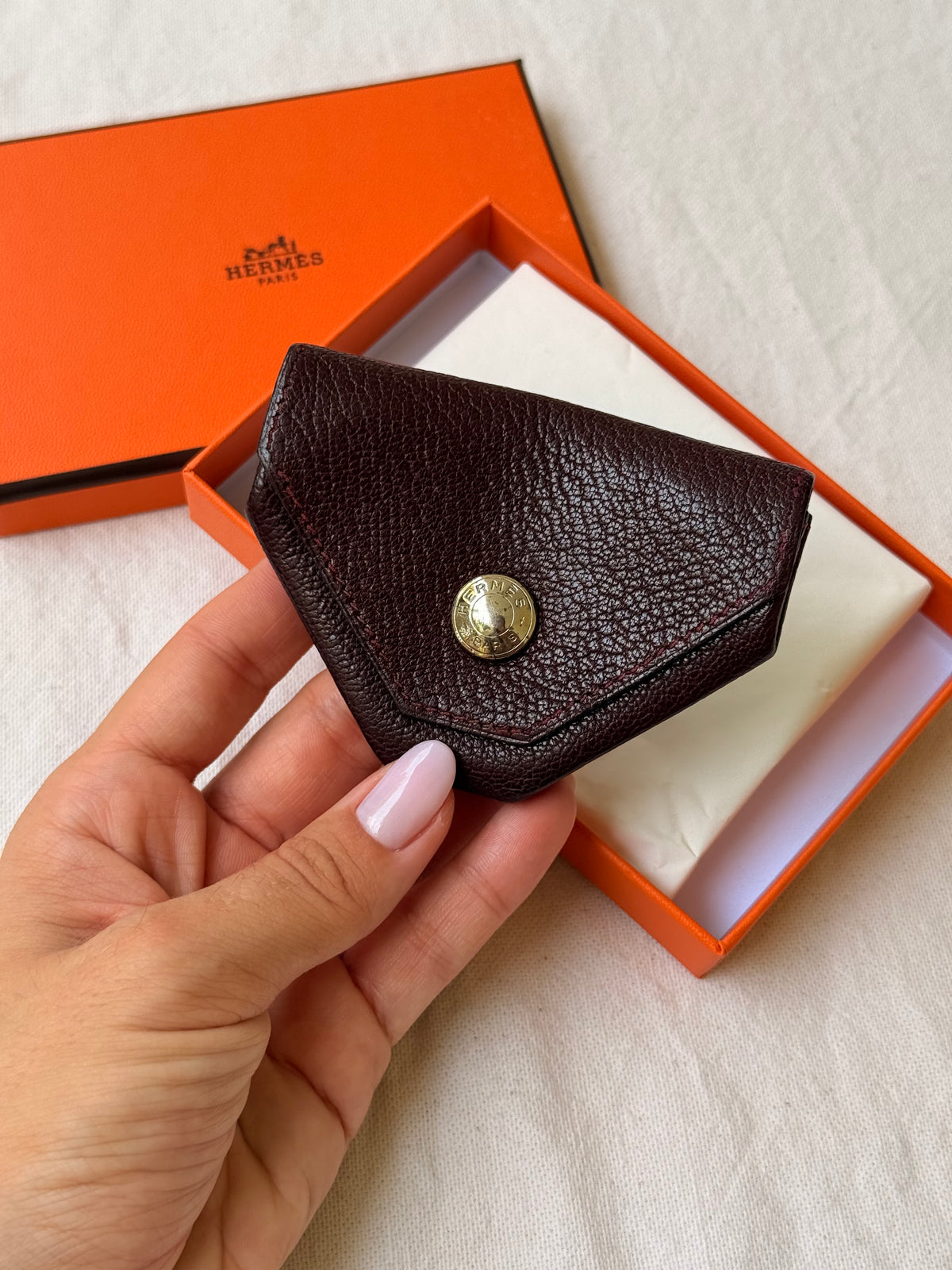 Porte monnaie Hermès - Modèle Le 24 cuir Epsom prune