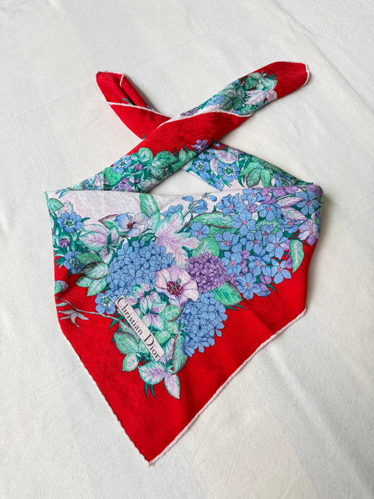 Foulard Christian Dior – Modèle rouge fleuris
