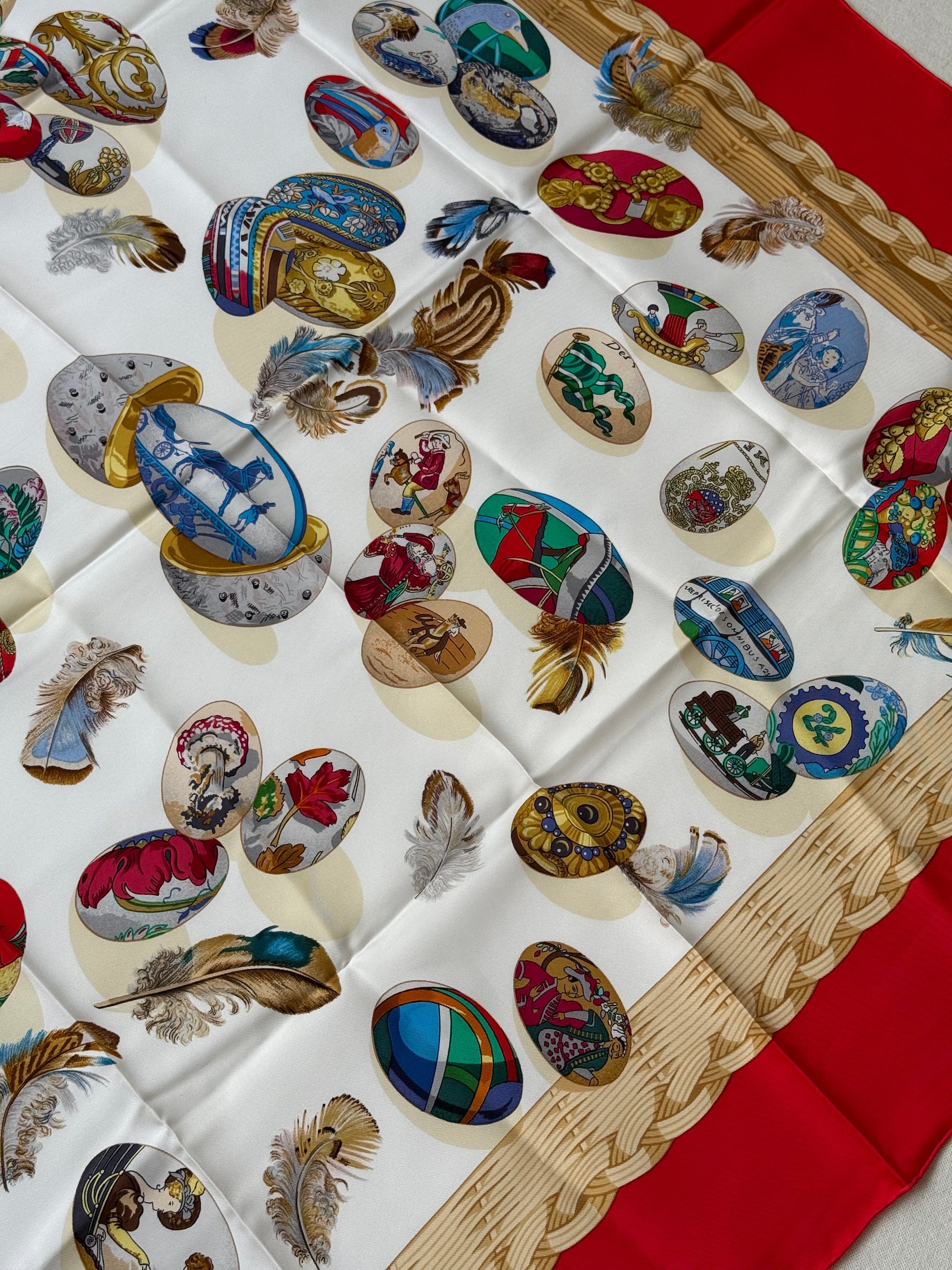 Foulard Hermès – Modèle Couvée d'Hermès