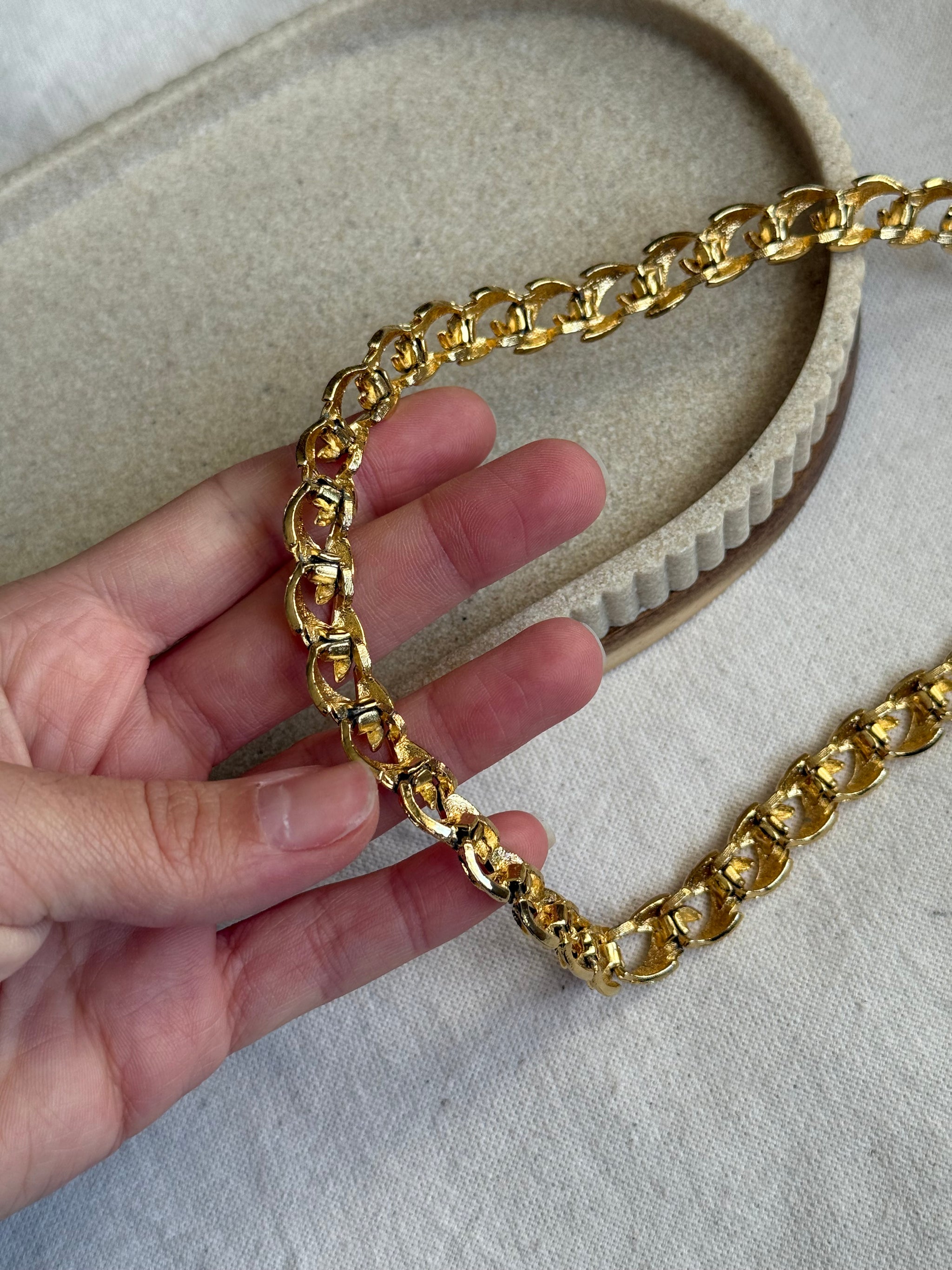 Collier doré vintage - Maille dorée travaillée