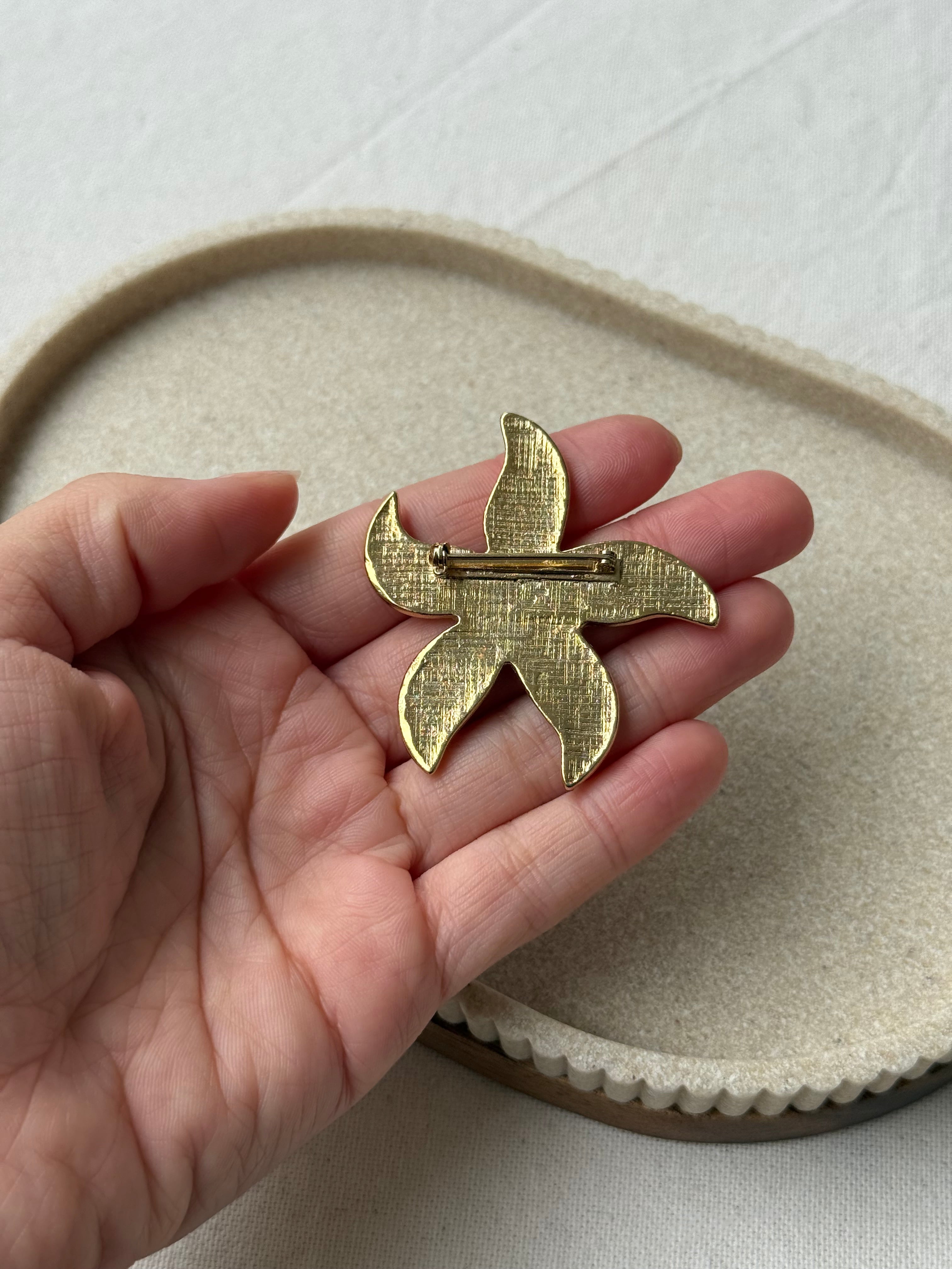 Broche vintage - Étoile de mer dorée