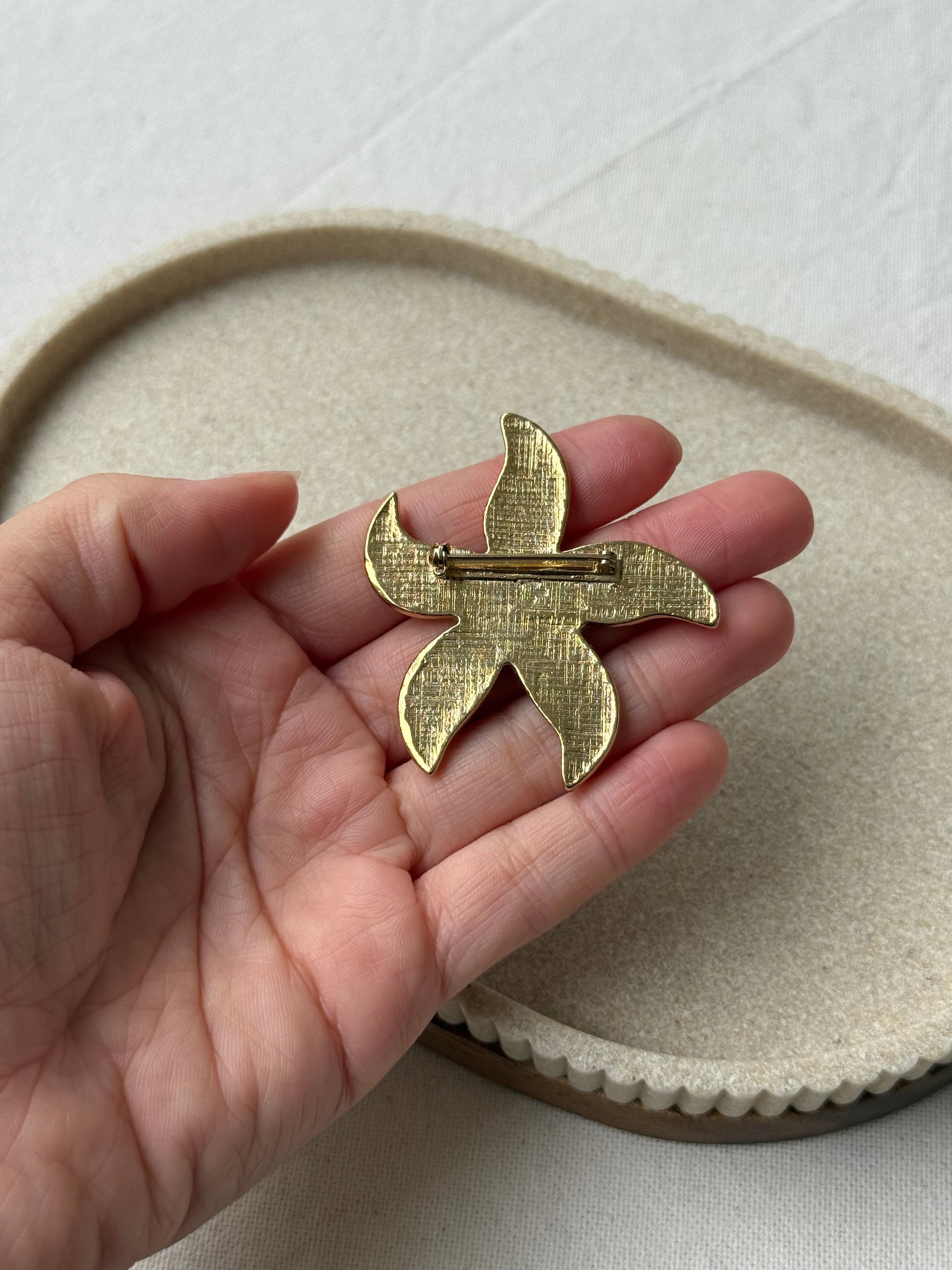 Broche vintage - Étoile de mer dorée