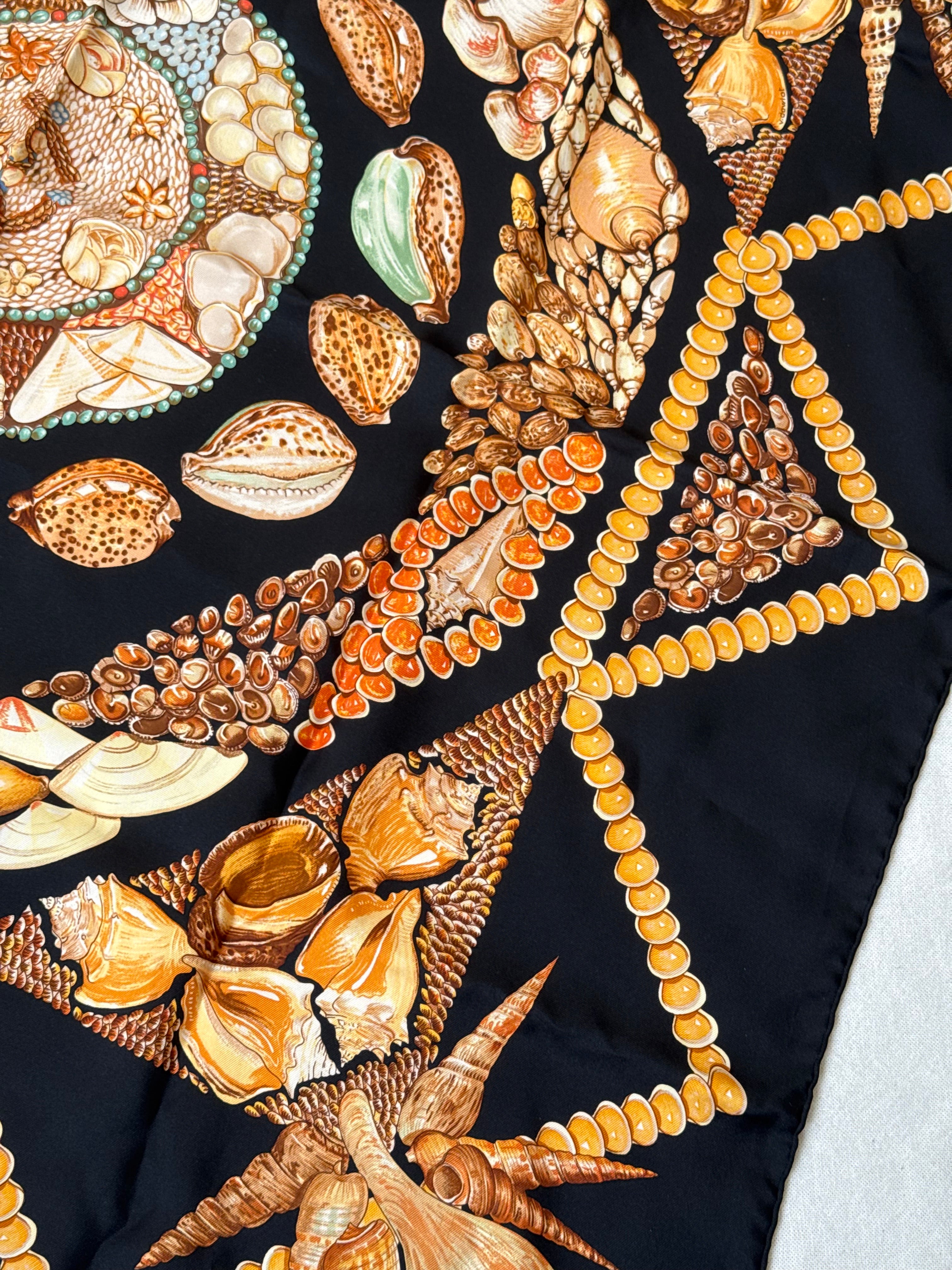 Foulard Hermès – Modèle Rocaille