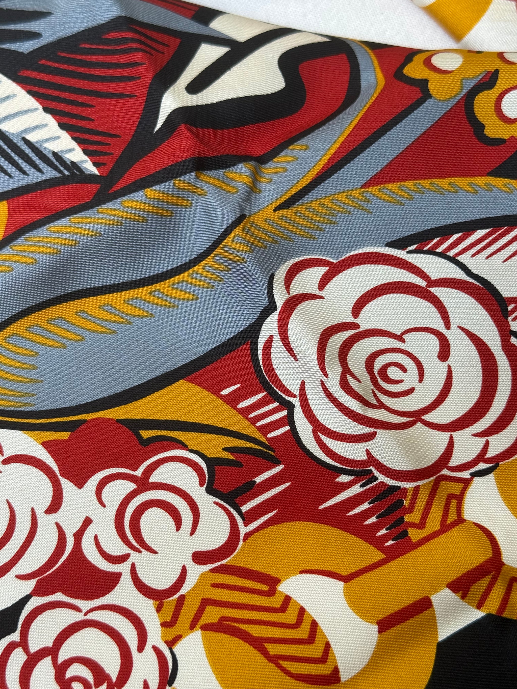 Foulard Céline – Motifs feuillages