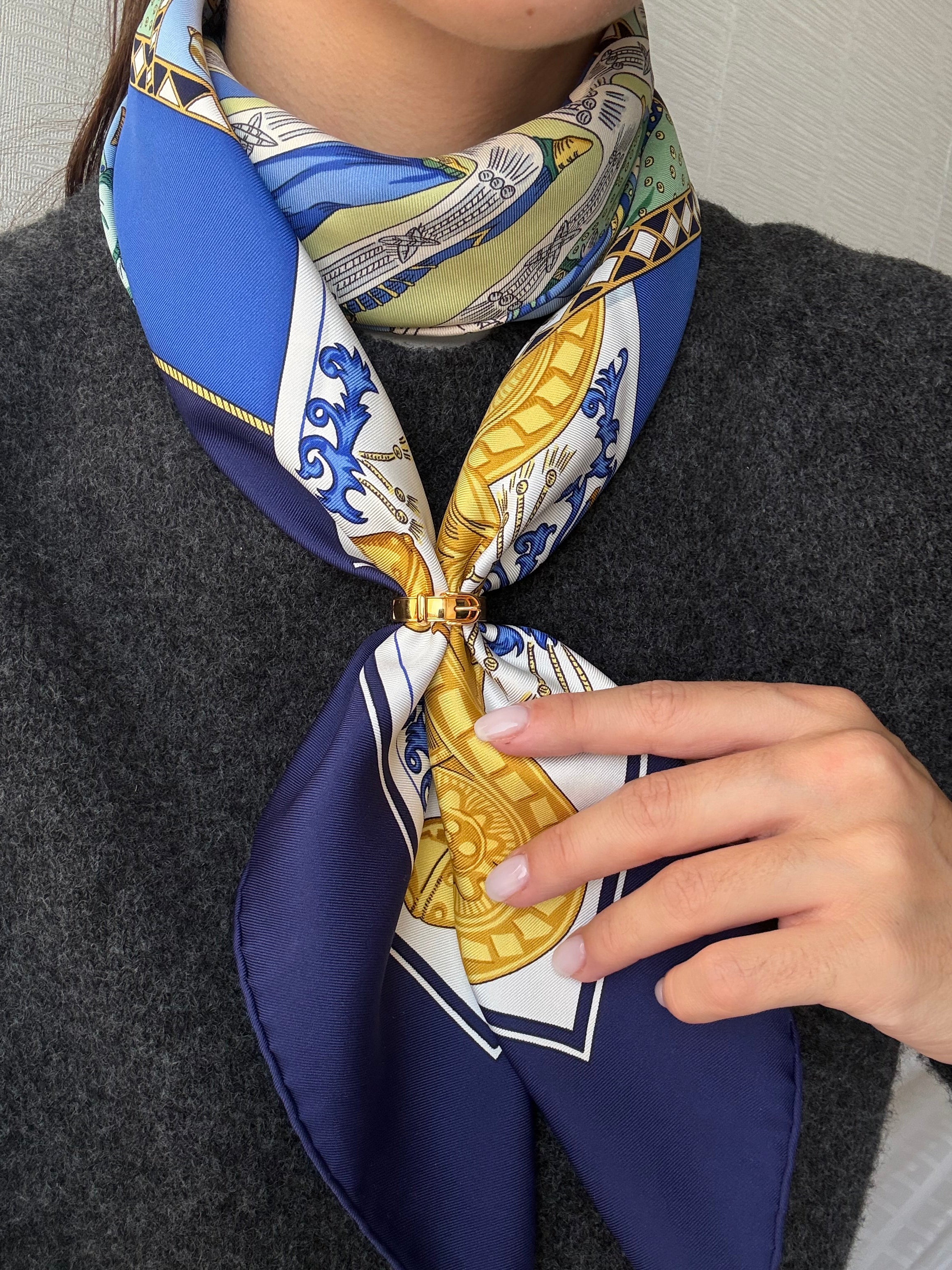 Anneau de foulard Hermès - modèle ceinture