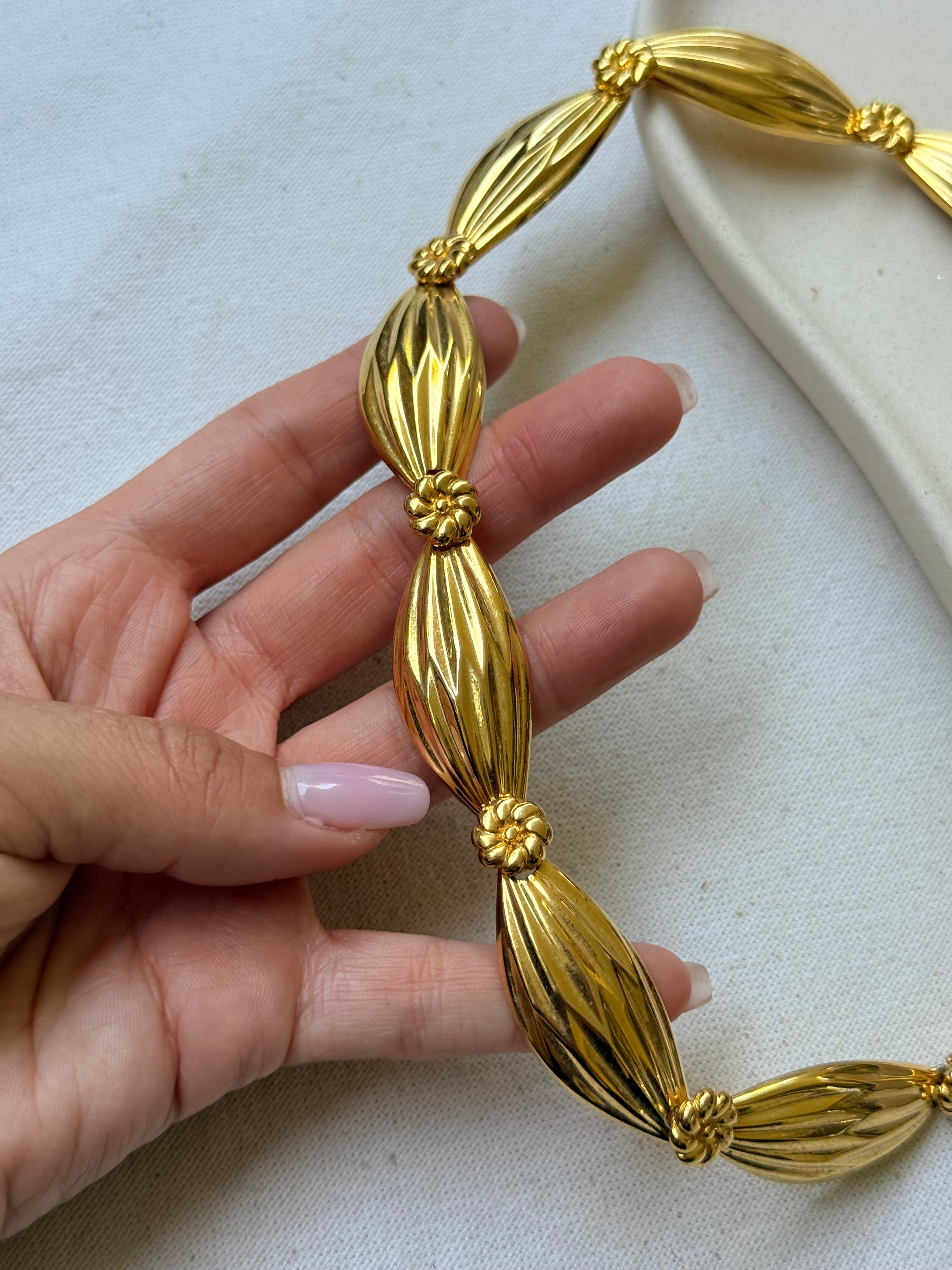 Collier doré vintage - Maillons bombés matelassés
