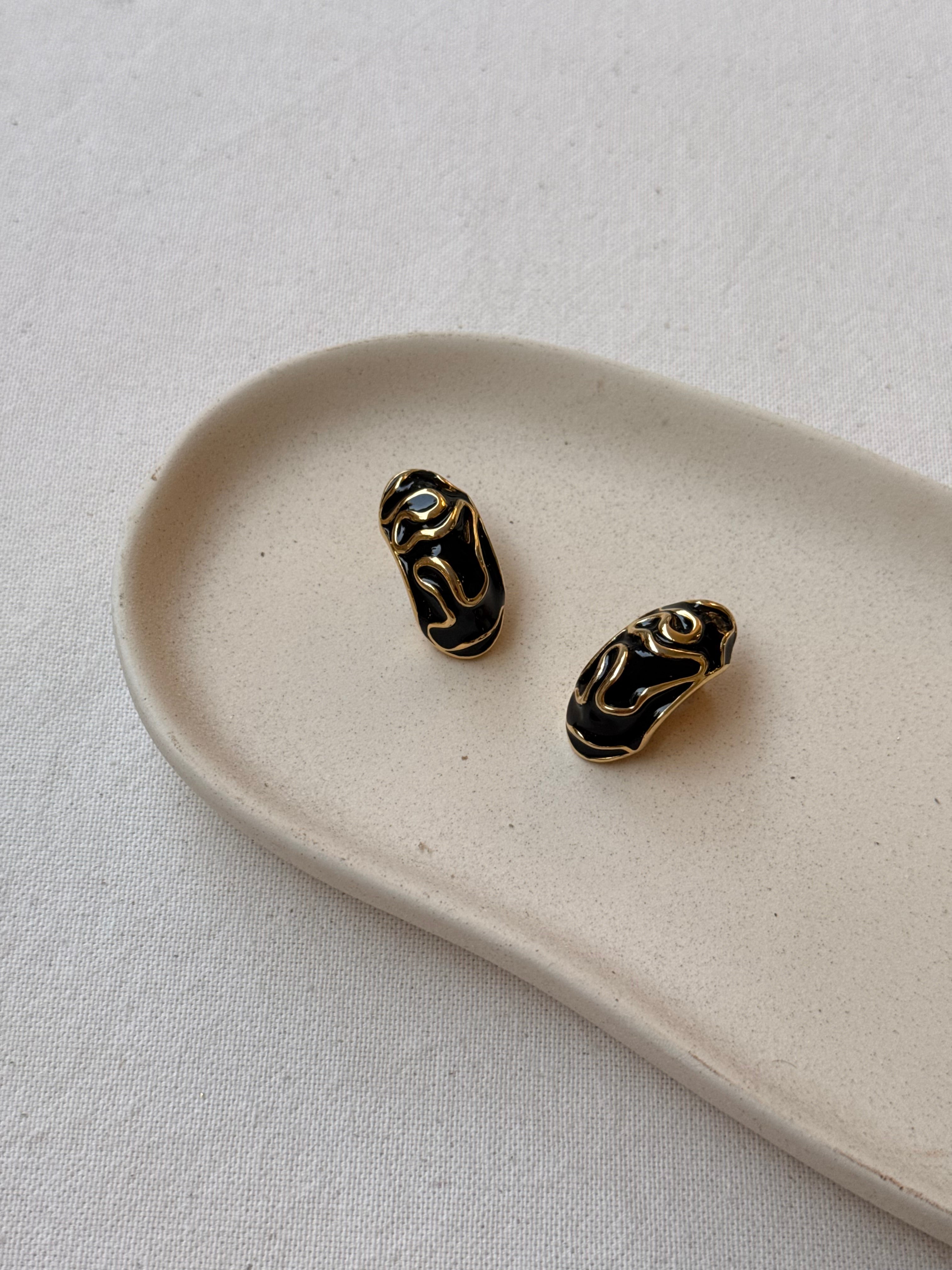 Boucles d’oreilles vintage - Créoles émail noir
