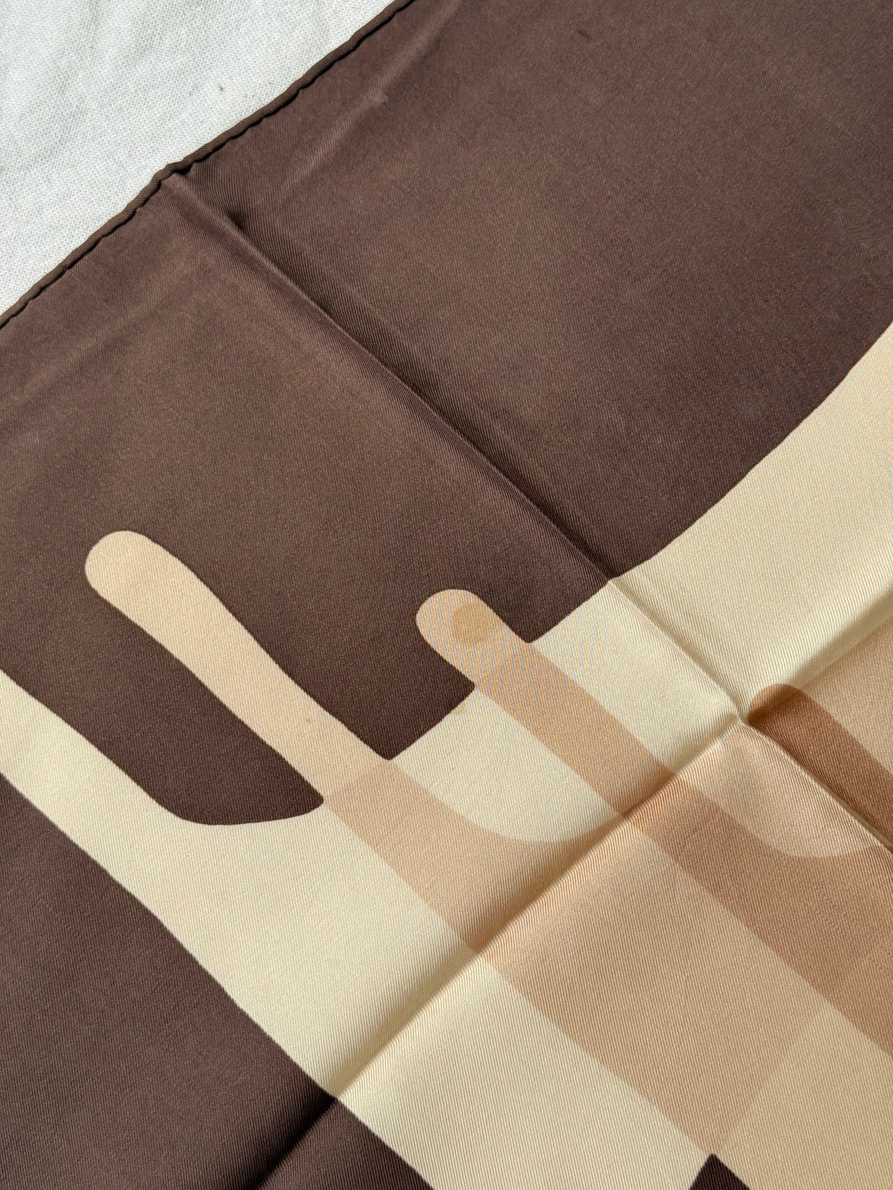 Christian Dior scarf – D graphic pattern brown beige